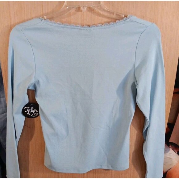 Jolie & Joy Large Lt. Blue Crop Top Long Sleeves Scoop Neckline With Bow T-shirt - Picture 4 of 5